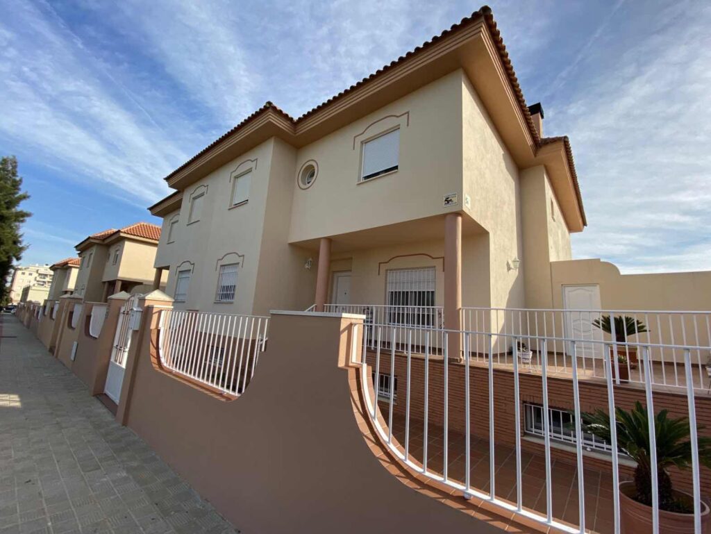 Vista exterior - Chalets con piscina