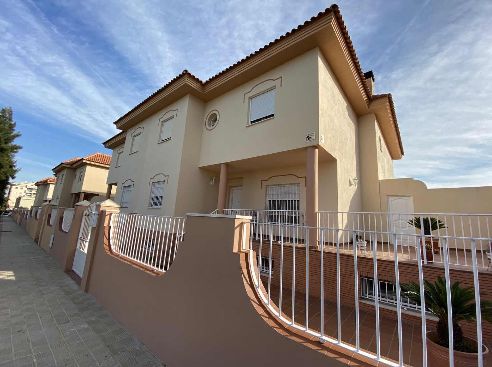 Vista exterior - Chalets con piscina