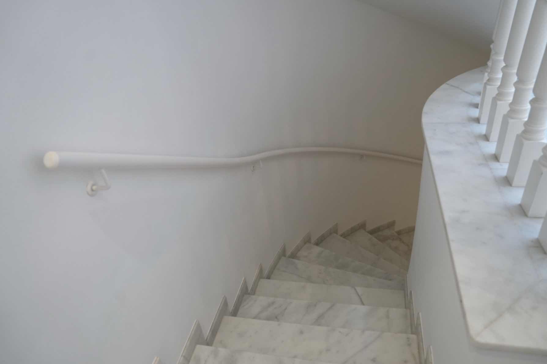Escalera planta baja - chalets pareados